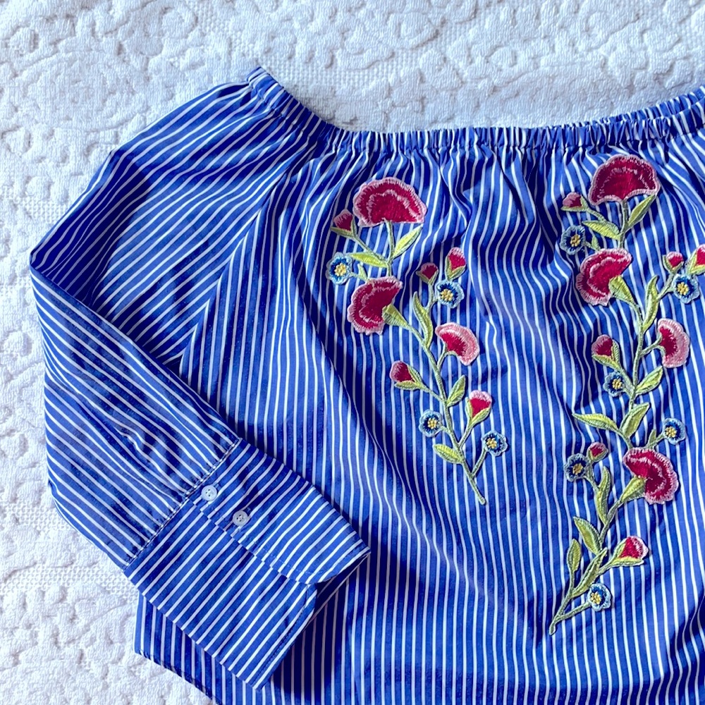 Off the Shoulders Floral Embroidered Blouse